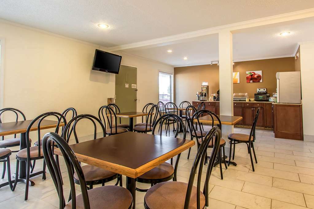 Quality Inn Cleveland Restaurante foto